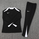 24-25 NK Black Half Pull Tracksuit #05(半拉链)(白色领)