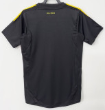 2011-2012 RMA Black GoalKeeper Retro Soccer Jersey (带章)