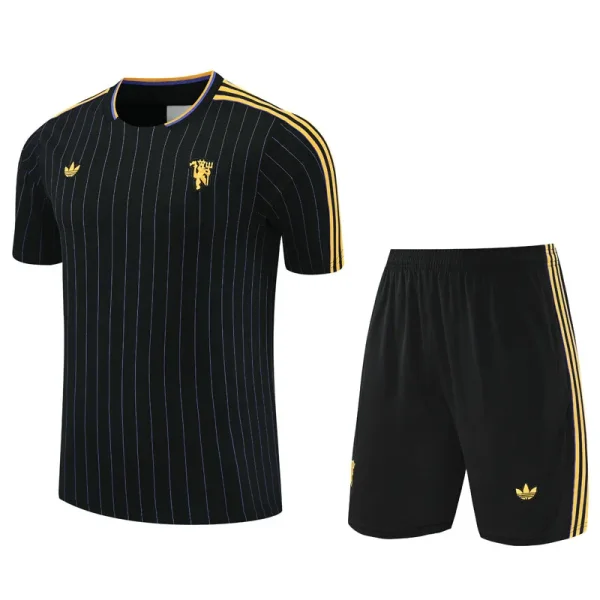 2025-26 Man Utd Black Training Short Suit #条纹