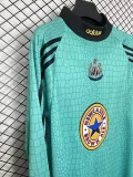 1997-1998 Newcastle Blue GoalKeeper Long Sleeve Retro Soccer Jersey (长袖)