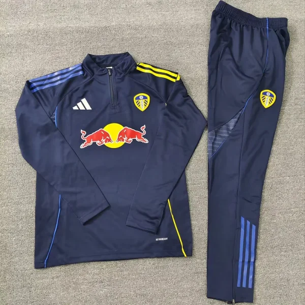 25-26 Leeds United Black Half Pull Tracksuit (Pants Have Pocket)(半拉链)
