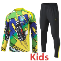2026-27 Brazil Green Kids Half Pull Tracksuit (童装)(涂鸦半拉链)