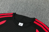 26-27 Man Utd Black Training Short Suit