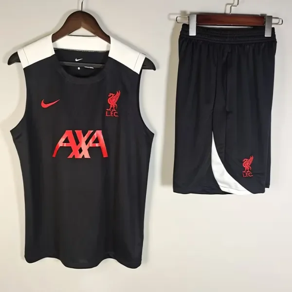 25-26 LIV Black Tank top and shorts suit (肩白色)