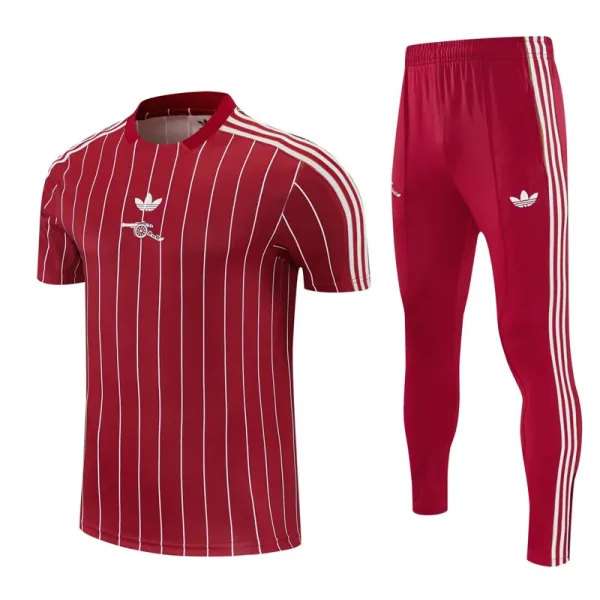 26-27 ARS Red Short shirts and Long trousers Suit (圆领)