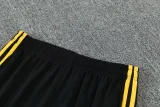 26-27 Man Utd Blue Short shirts and Long trousers Suit (圆领)