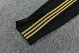 26-27 Man Utd Purple Short shirts and Long trousers Suit (圆领)