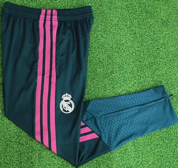26-27 RMA Dark green Training Long Pants (Have Pocket)