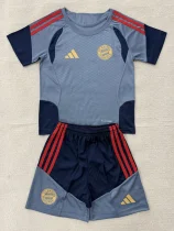 26-27 Bayern Gray Kids Training