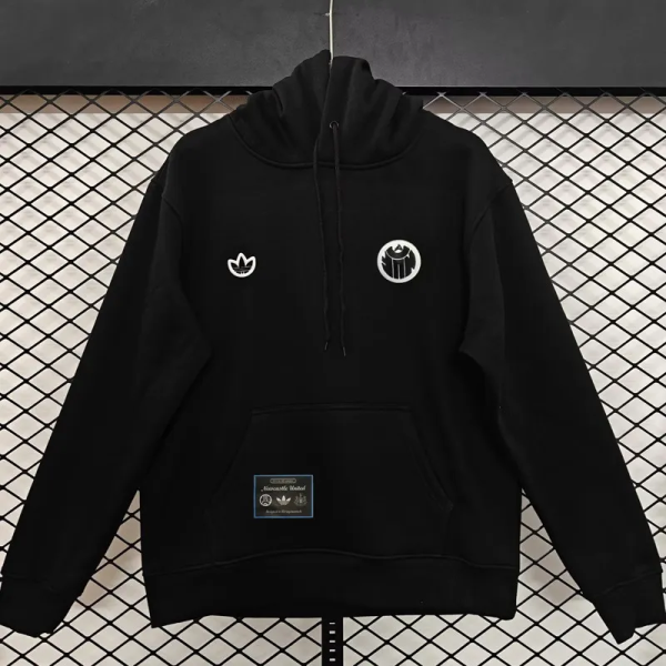 25-26 Newcastle Black Hoody 黑色(加绒)