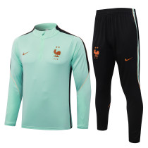 26-27 France High Quality Half Pull Tracksuit 26-27 France High Quality Half Pull Tracksuit