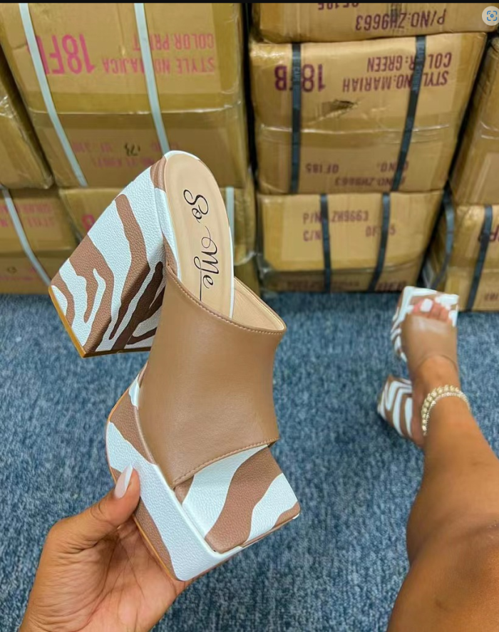 Fashion Chunky Slides