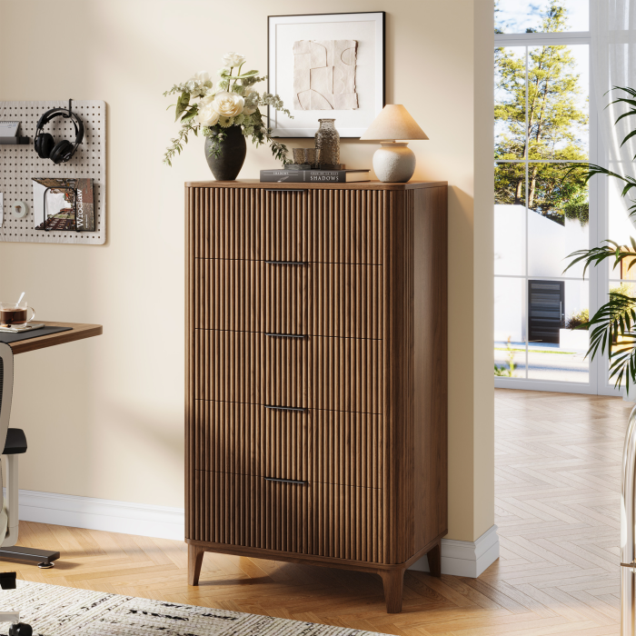 UGTOO 45.2In Modern 5-Drawer Chest with Grooved Panels