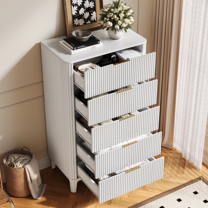 UGTOO 45.2In Modern 5-Drawer Chest with Grooved Panels