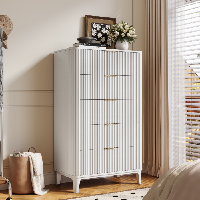 UGTOO 45.2In Modern 5-Drawer Chest with Grooved Panels