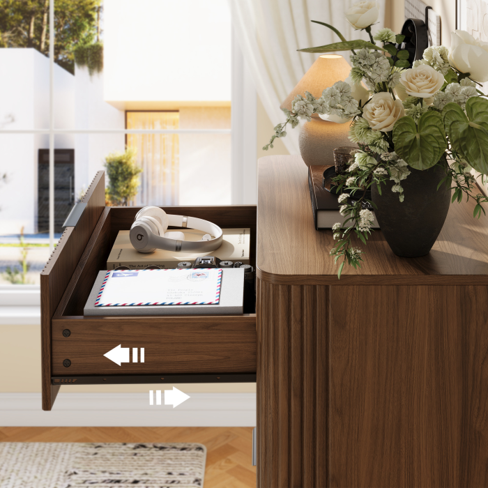 UGTOO 45.2In Modern 5-Drawer Chest with Grooved Panels