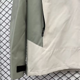 2025 THE N FACE White Green Windbreaker (F 701)