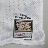 1984/1985 Bulls JORDAN #23 White Retro NBA Jerseys 热压