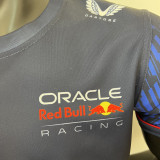 2023/24 Red Bull Racing No.1 Black F1 Team T-Shirt (号码 1 圆领)