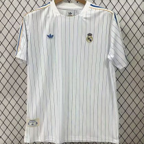 2025/26 RM Retro Style White Fans Soccer Jersey 白衣蓝三边
