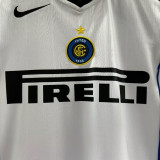 2004/05 In Milan Away White Retro Soccer Jersey