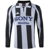 1997/98 JUV Home Retro Long Sleeve Soccer Jersey 带左胸前三色盾
