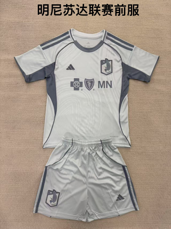 2025/26 Minnesota United Kids Training Soccer Jersey 明尼苏达联