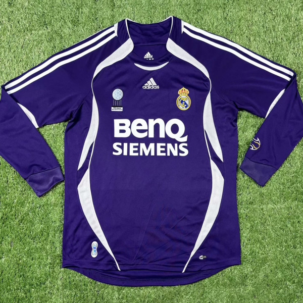2006/07 RM Away Purple Long Sleeve Retro Jersey