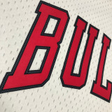 1997/98 Bulls PIPPEN #33 White Retro NBA Jerseys 热压