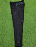 2025/26 RM Grey And Black Sports Trousers 黑配灰