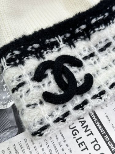 NIGO Chanel Women's Winter Black and White Wool Knit Hat Cap #nigo73139
