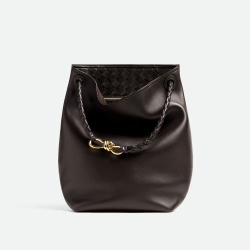 NIGO Bottega Veneta Andiamo Women's Fashion Classic Solid Color Leather Bucket Bag Crossbody Tote  Bag  Bags 844169V4O922250 #nigo79186