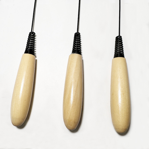 CFA Show Grade Wooden Handle Cat Teaser Wand Feather Bell Detachable Replaceable Head Durable Bite Resistant Pet Cat Toy