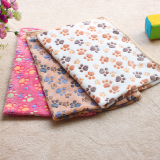Warm Pet Blanket Soft Coral Fleece Pet Mat for Dogs Cats Soft Sleep Blanket Pet Supplies