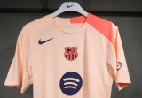 Barcelona Authentic Soccer Jersey Pink Training Shirt 2025/26