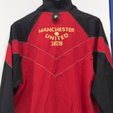 2006/07 M Utd Red Retro Windbreaker