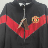 2006/07 M Utd Black Retro Windbreaker