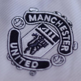 2000/2001 M Utd Away White Long Sleeve Retro Soccer Jersey（Vodafone）