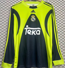 1999/2000 RM GK Green Retro Long Sleeve Soccer Jersey