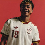 2026/27 Spain 1:1 Quality Away White Fans Soccer Jersey (Have Right Patch 有右臂章 金底白字）