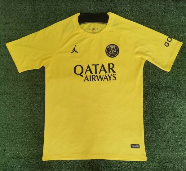 PSG Paris Training shirts Yellow Fans 1:1 Quality Soccer Jersey    23-24