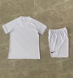 Nike  T  shirt 760