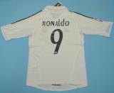 Retro Real Madrid Home 1:1 Quality Soccer Jersey  2005-2006
