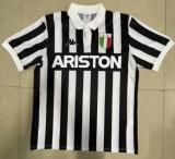 Retro Juventus Home 1:1 Quality Soccer Jersey   1983-1984
