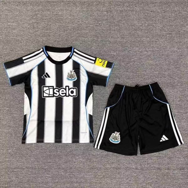 Newcastle Home kids  1:1 Quality Soccer Jersey  25-26