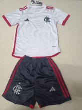 Flamenco  away  Kids  24-25