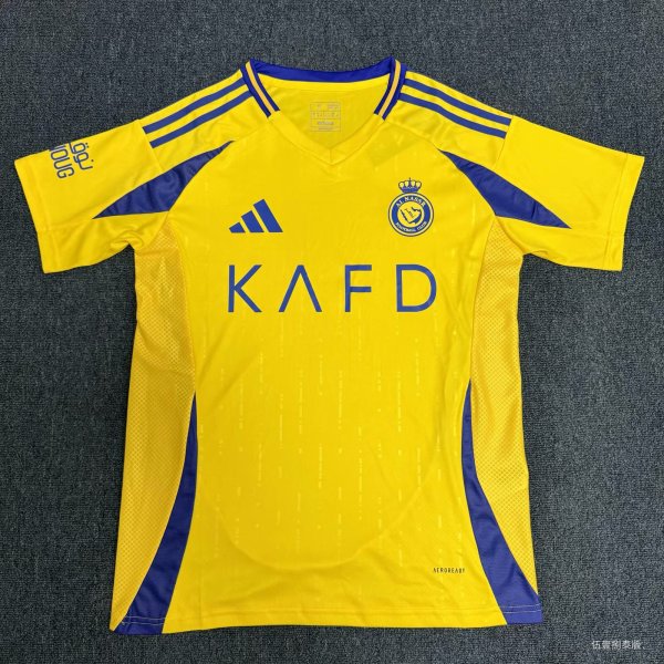 Al-Nassr FC  home  Fans 1:1 Quality Soccer Jersey    24-25