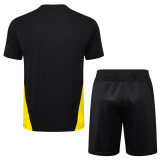 Dortmund  training  fans  1:1 Quality Soccer Jersey  24-25