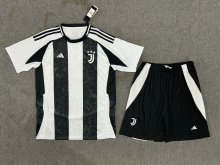 Juventus Home Fans suit  1:1 Quality Soccer Jersey   24-25