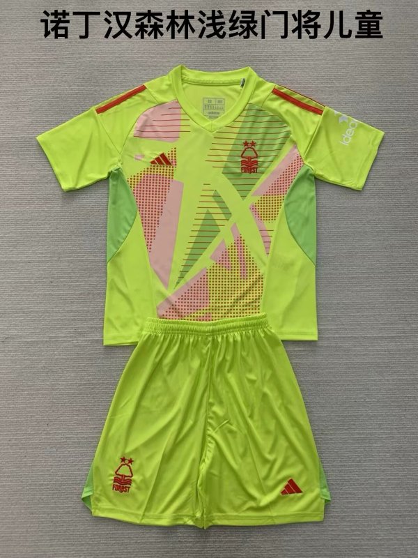 Nottingham Forest goalkeeper kids 1:1 Quality Soccer Jersey  24-25
